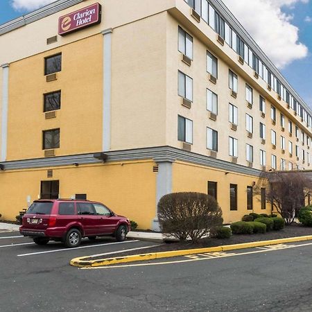 Clarion Hotel Somerset - New Brunswick Extérieur photo
