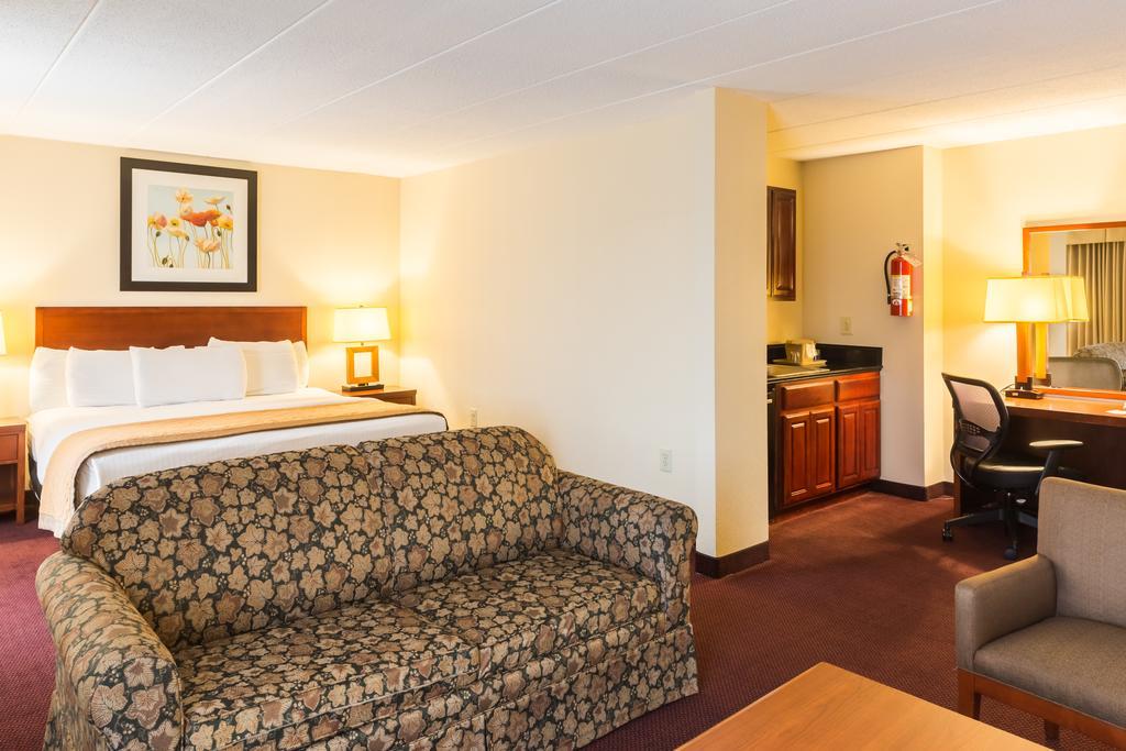 Clarion Hotel Somerset - New Brunswick Extérieur photo