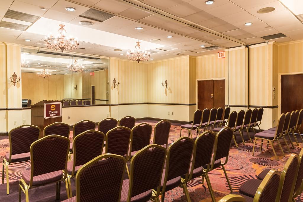 Clarion Hotel Somerset - New Brunswick Extérieur photo